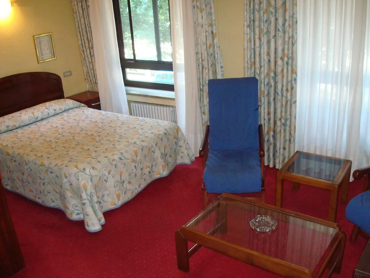 Hotel Estadio Bilbao 2*,  Spagna